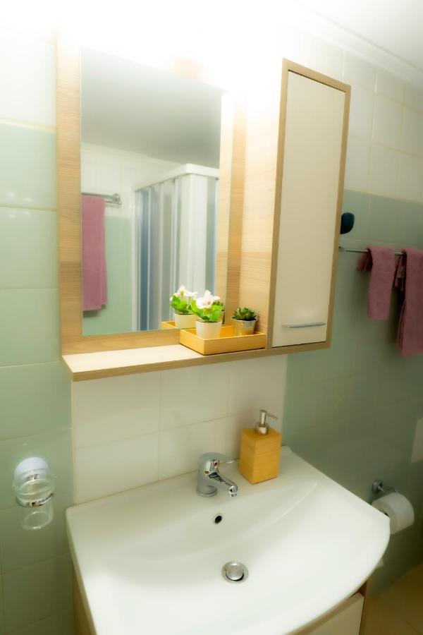 Myrtle, City Center Renovated Apartment Αθήνα Εξωτερικό φωτογραφία
